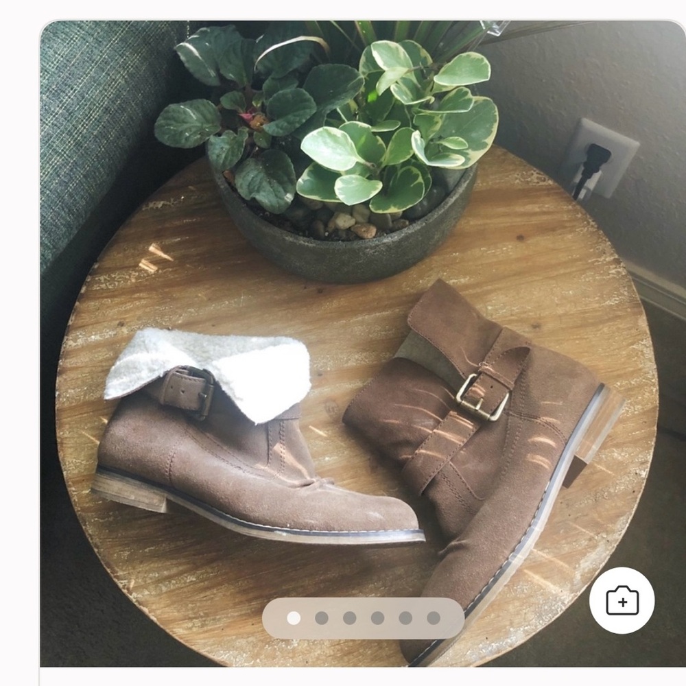MIA Cozy Brown Boots with Cream Fur